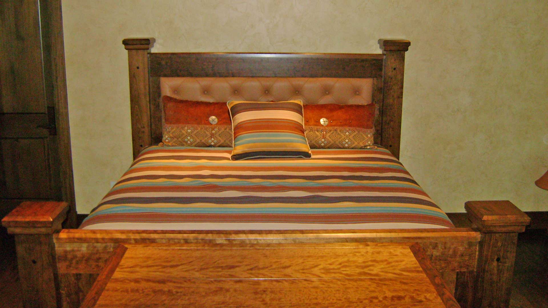 custom bedroom furniture, sheridan wyoming